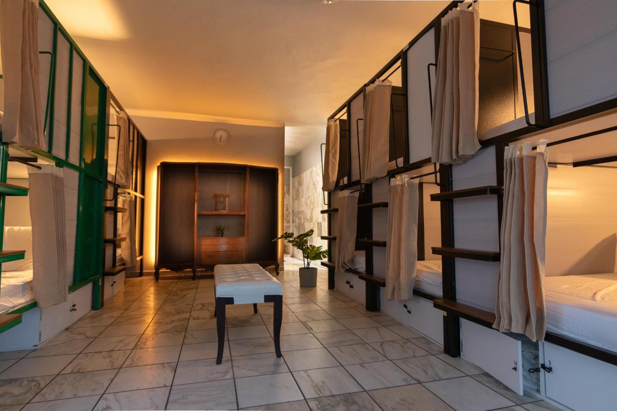 Hostel Bposhtels